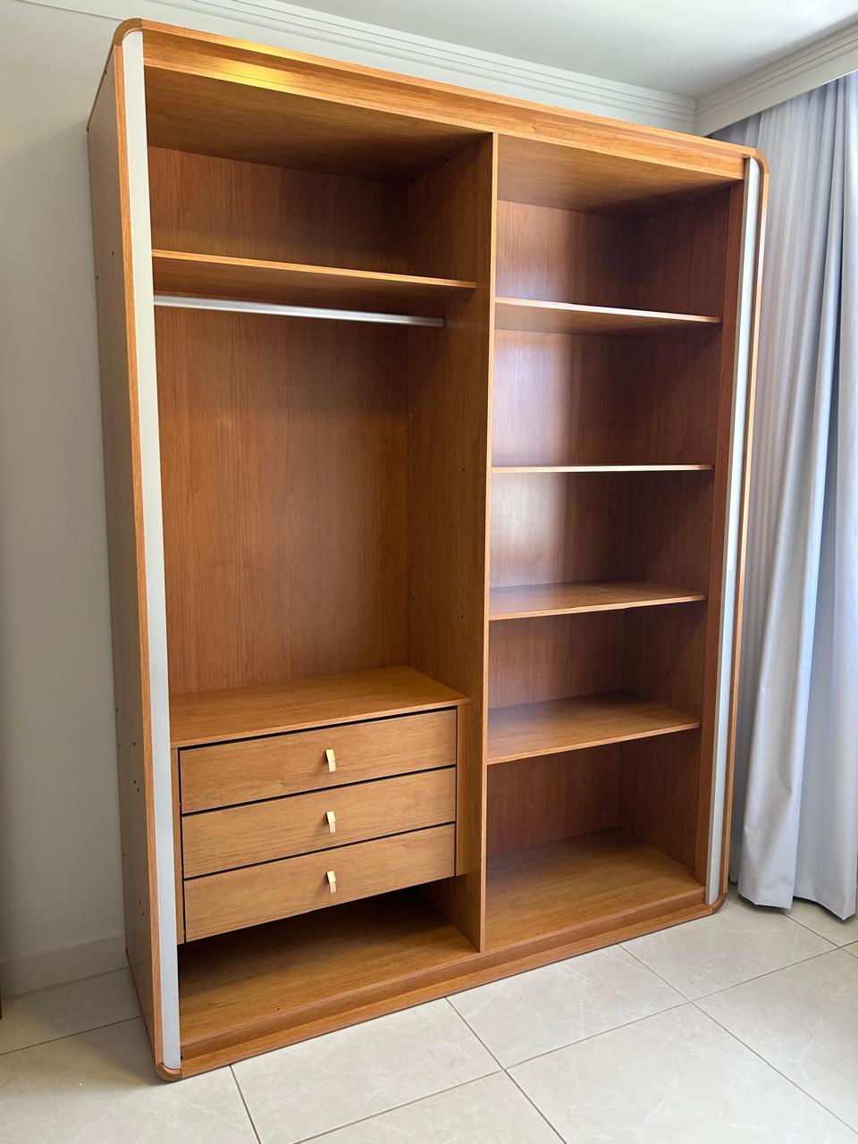 Guarda-roupa